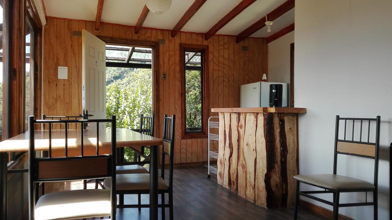 Cabanas Lomas Del Salto Puerto Chacabuco Exteriör bild